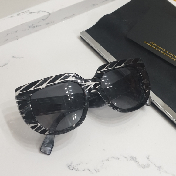 Authentic Fendi sunglasses Limited Edition - Picture 7 of 9